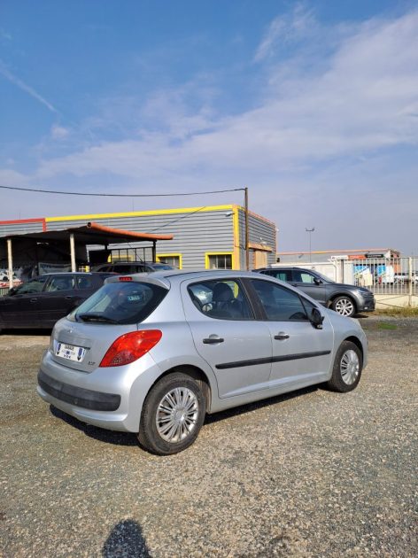 PEUGEOT 207 1.4 HDI 70 EXECUTIVE 2007