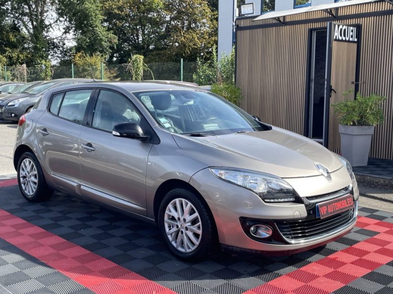 RENAULT MEGANEIII 1.5 DCI 110 BOSE 2012