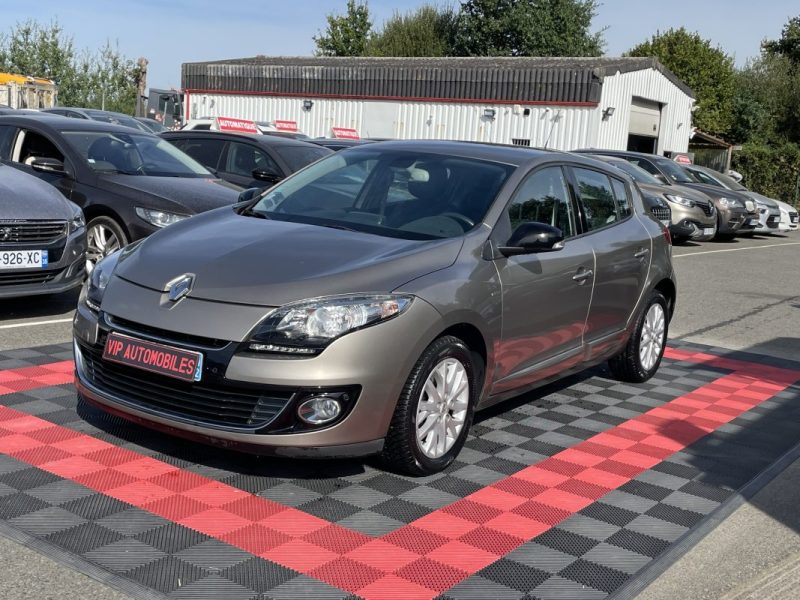 RENAULT MEGANEIII 1.5 DCI 110 BOSE 2012