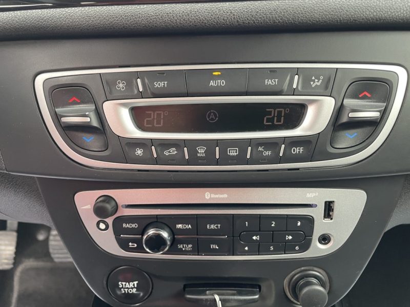 RENAULT MEGANEIII 1.5 DCI 110 BOSE 2012