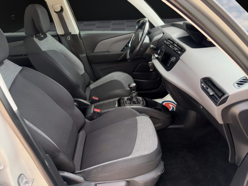 CITROEN C4 SPACETOURER 1.5 BLUEHDI 130 cv Live / 66000 km