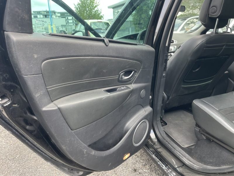 RENAULT SCENIC III XMOD 1.5 DCI 110 ZEN EDC 2014