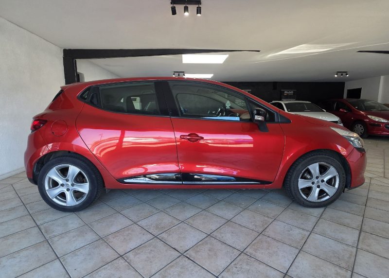 RENAULT CLIO 4 0.9 Tce 90ch 2012 - CT OK - Compresseur de clim neuf - Garantie 12 mois ou 15000km 
