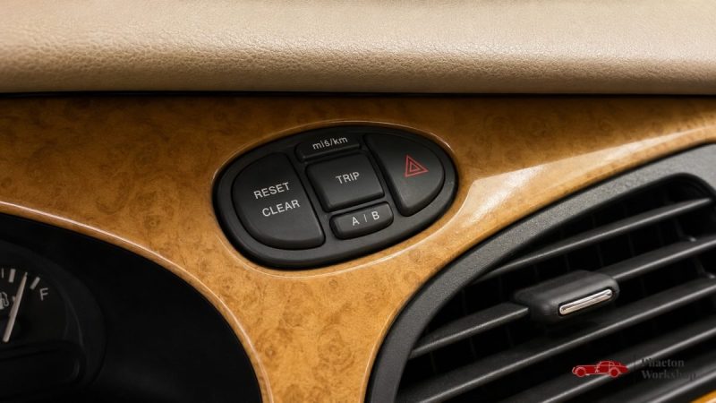 JAGUAR S-TYPE 3.0 V6 – 238 CH – BOÎTE MANUELLE – HISTORIQUE COMPLET – 1999