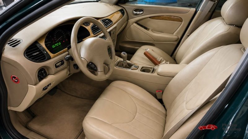 JAGUAR S-TYPE 3.0 V6 – 238 CH – BOÎTE MANUELLE – HISTORIQUE COMPLET – 1999