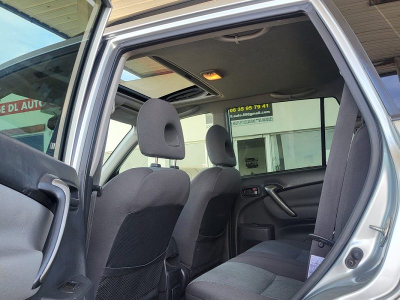 TOYOTA RAV4 4X4 VX BA 2003