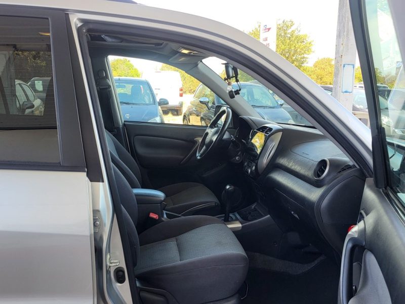 TOYOTA RAV4 4X4 VX BA 2003