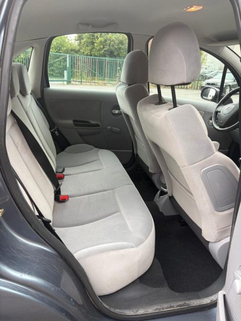 CITROEN  C3  1.4 ESSENCE 75 CV EXCLUSIVE 