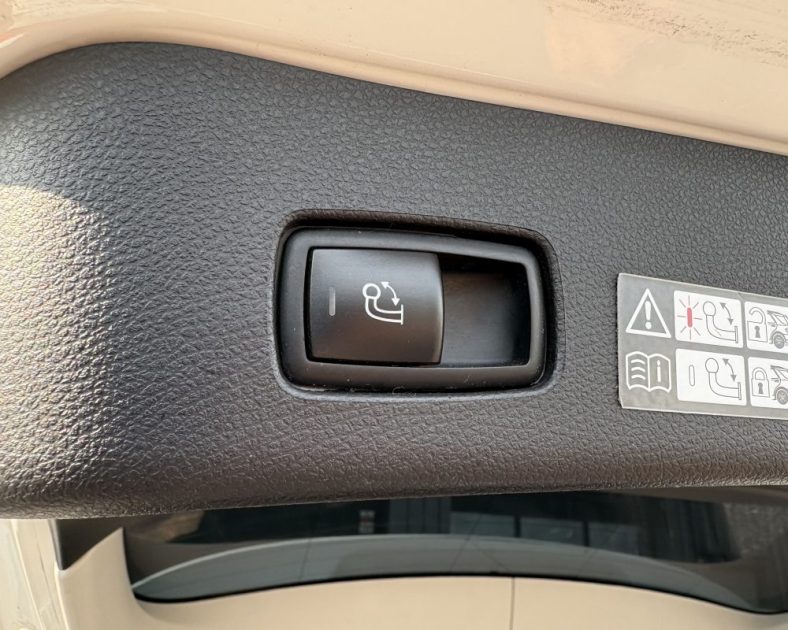 Mercedes GLE 500e 449h 335 phev hybrid 4Matic — CARPLAY - Toit panoramique - Sièges Électriques 