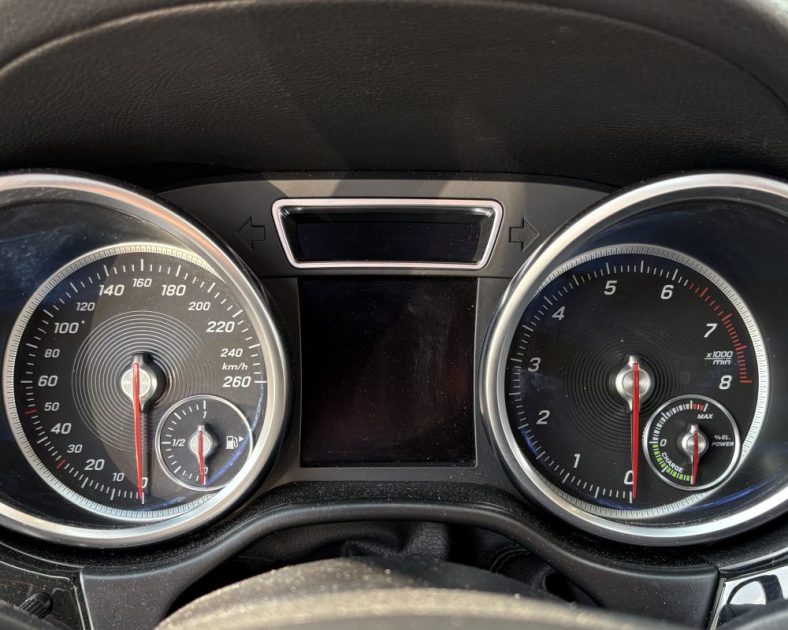 Mercedes GLE 500e 449h 335 phev hybrid 4Matic — CARPLAY - Toit panoramique - Sièges Électriques 