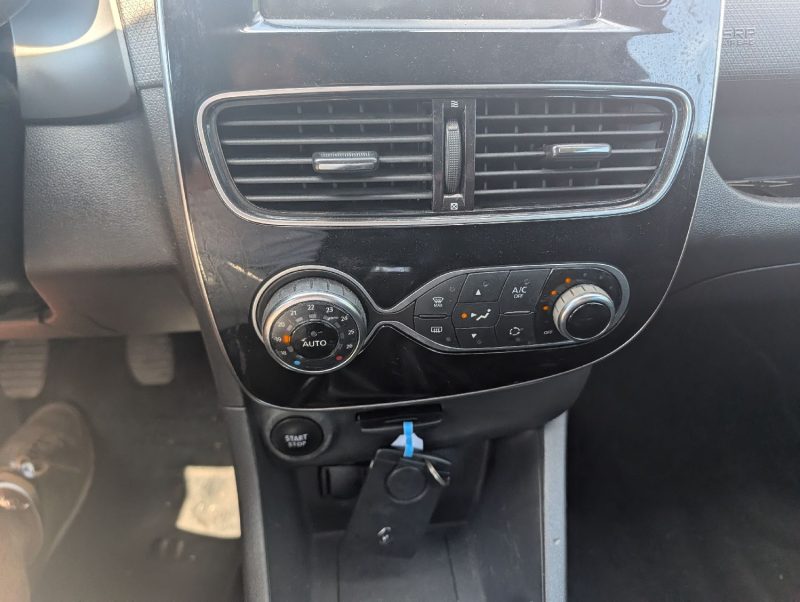 RENAULT CLIO IV 0.9 TCE 90 INTENS FULL OPTIONS EXCELLENT ETAT GARANTIE 12 MOIS