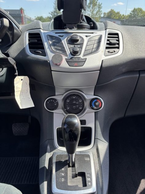 Ford Fiesta 1.4 DISTRIBUTION NEUF REVISION OK 
