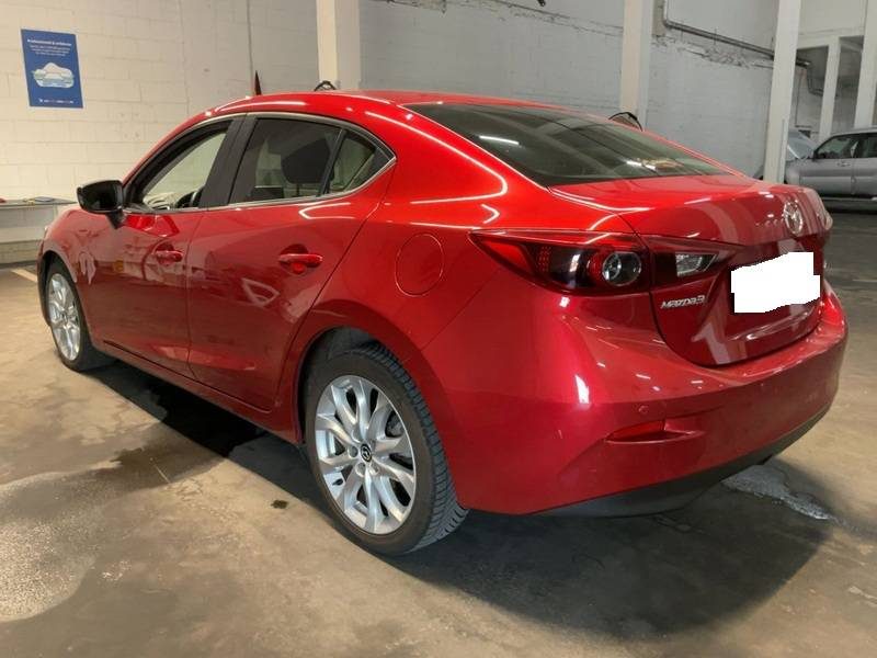 Mazda 3 2.2 Sky active diesel 510ch Sport Line GPS Sièges chauffants Bose systeme