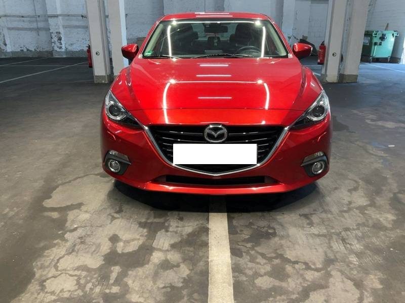 Mazda 3 2.2 Sky active diesel 510ch Sport Line GPS Sièges chauffants Bose systeme