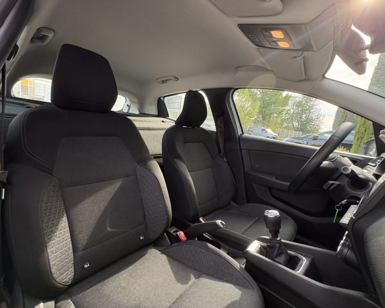 Renault Clio V 1.5 Blue dCi 85 ch Business — 2 PL - CARPLAY - Entretien Complet - GARANTIE 6 MOIS