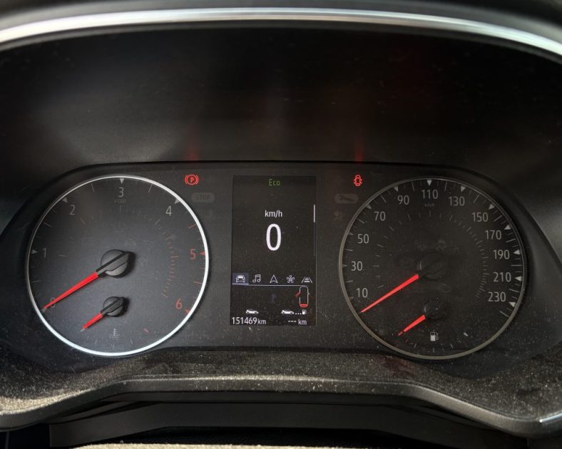 Renault Clio V 1.5 Blue dCi 85 ch Business — 2 PL - CARPLAY - Entretien Complet - GARANTIE 6 MOIS