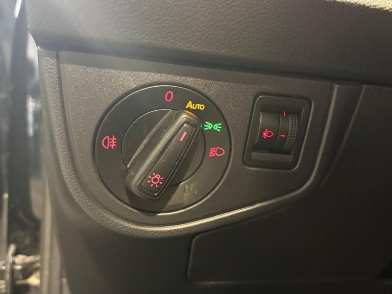 Volkswagen Polo 6 1.0 65 CH - Connect📡 Apple car Play❄️ Climatisation🛡️ Garantie 6 mois