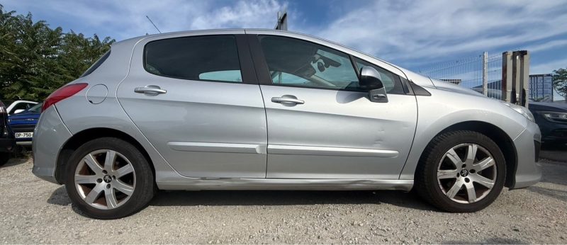 Peugeot 308 1.6 HDI 92 Ch Phase 2 Garantie 