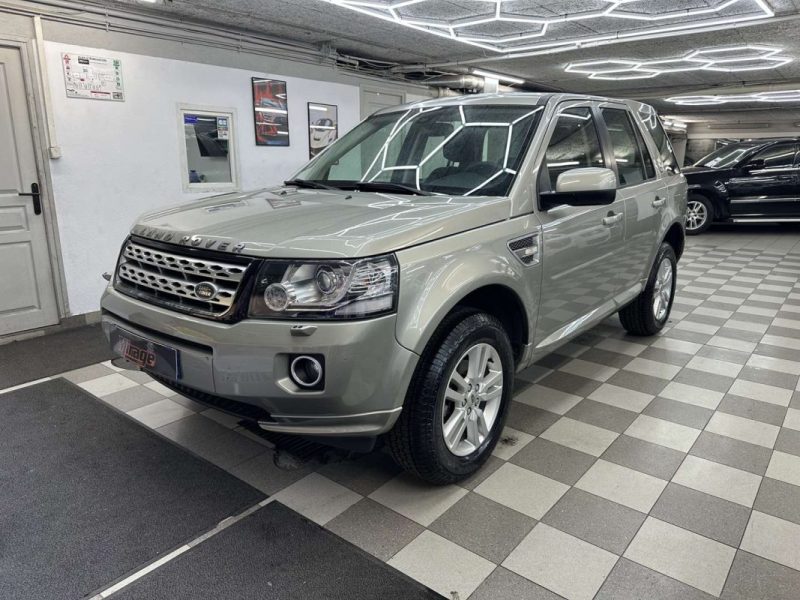 LAND ROVER FREELANDER 2.2 SD4 SE 190CV BVA 