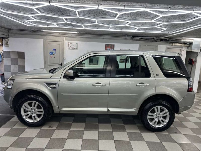 LAND ROVER FREELANDER 2.2 SD4 SE 190CV BVA 