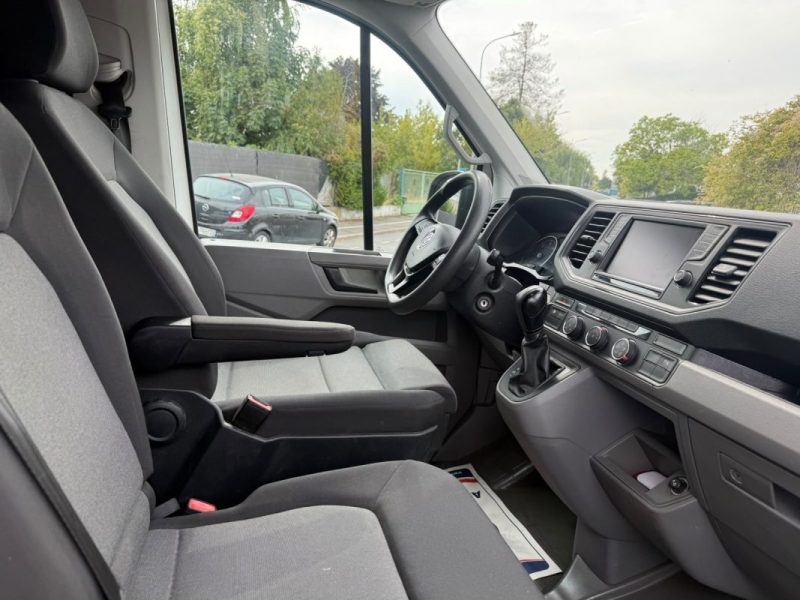 VOLKSWAGEN CRAFTER FOURGON SURELEVE VAN BUSINESS LINE 35 L3H3 2.0 TDI 177 EU6 SCR BMT BVA  2017