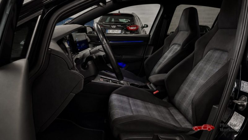 Volkswagen Golf VIII GTD 2.0 TDI 200 DSG7 – 2021 – IQ.Light – Travel Assist – Black Style