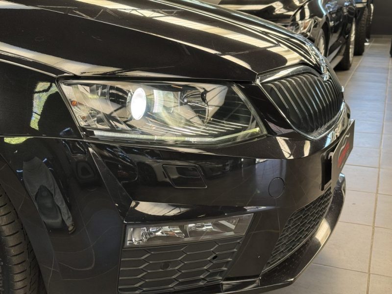 SKODA OCTAVIA COMBI 2.0 TSI 220 RS DSG*GPS*XENON*CUIR*