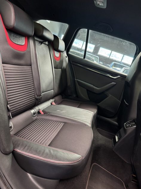 SKODA OCTAVIA COMBI 2.0 TSI 220 RS DSG*GPS*XENON*CUIR*