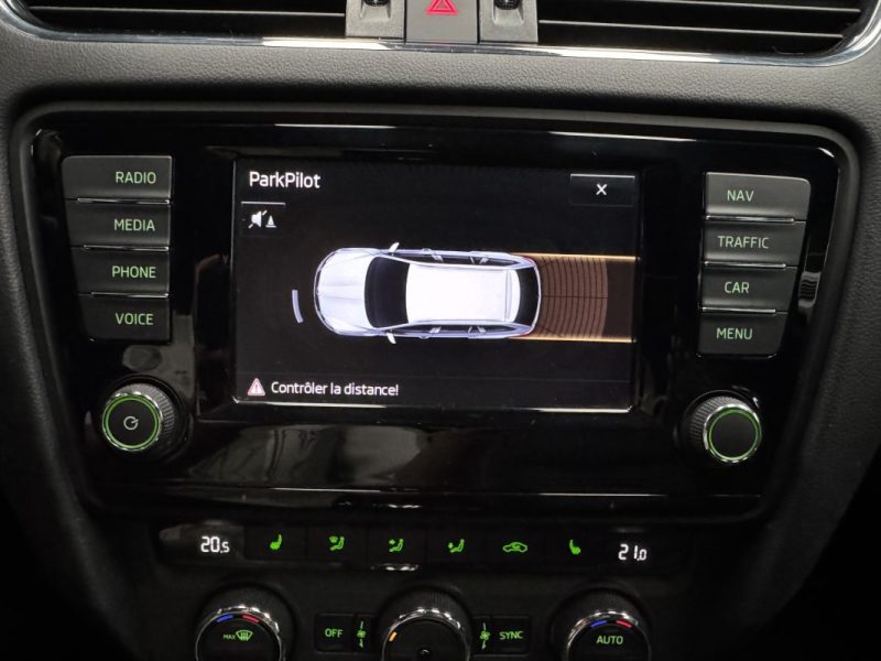 Skoda octavia combi 2.0 tsi 220 rs dsg*19P*gps*xenon*cuir