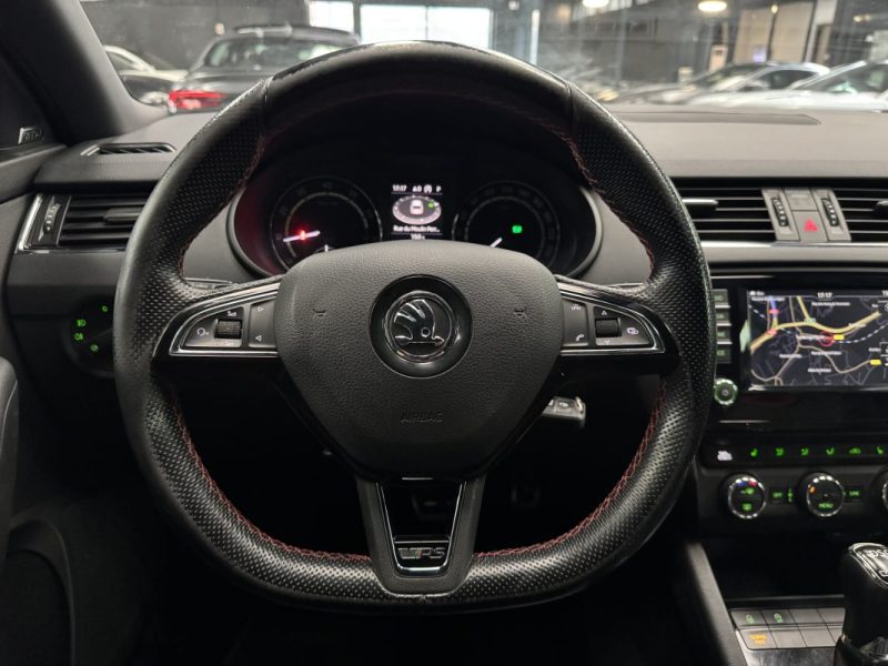 Skoda octavia combi 2.0 tsi 220 rs dsg*19P*gps*xenon*cuir