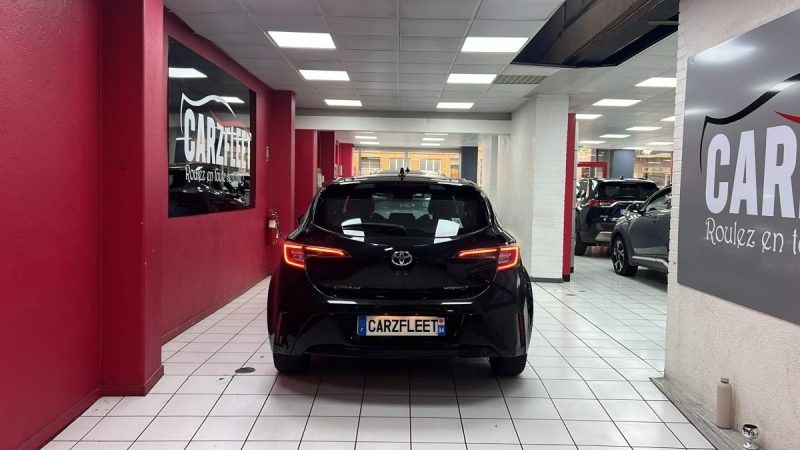 TOYOTA COROLLA BERLINE HYBRIDE 1.8 DYNAMIC BUSINESS 122cv/1 ERE MAIN/TVA RECUPERABLE