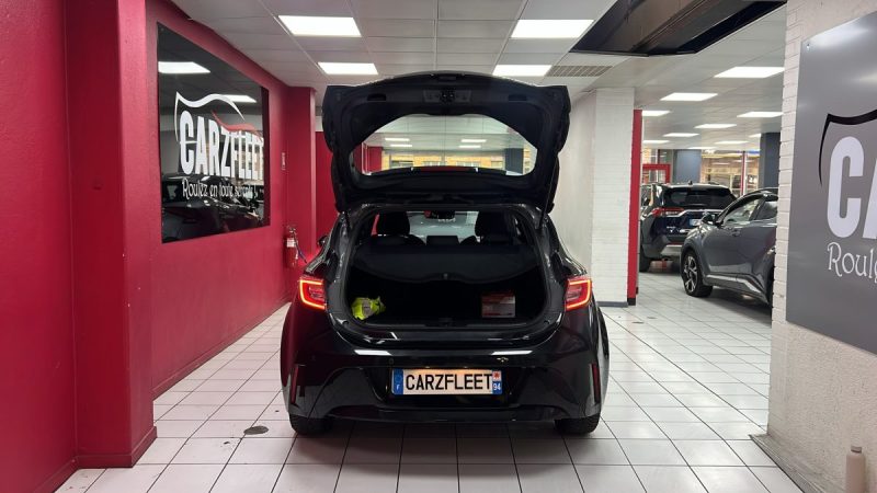 TOYOTA COROLLA BERLINE HYBRIDE 1.8 DYNAMIC BUSINESS 122cv/1 ERE MAIN/TVA RECUPERABLE