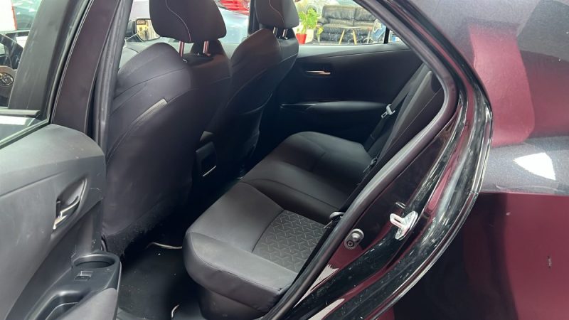TOYOTA COROLLA BERLINE HYBRIDE 1.8 DYNAMIC BUSINESS 122cv/1 ERE MAIN/TVA RECUPERABLE