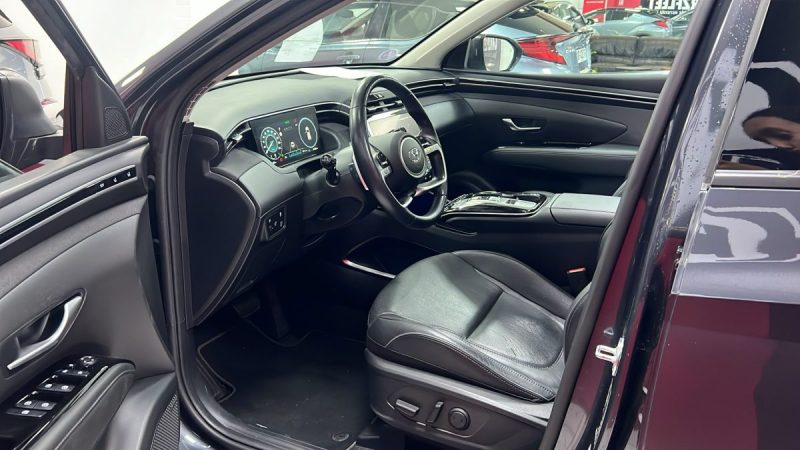 HYUNDAI TUCSON 1.6 HYBRIDE ESSENCE HEV 230cv EXECUTIVE TOIT PANORAMIQUE/1 ERE MAIN/TVA RECUPERABLE