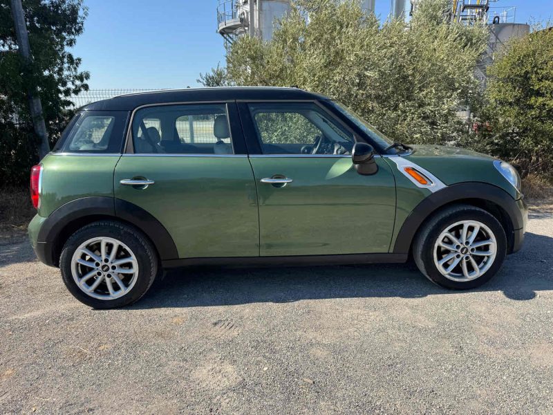 MINI COUNTRYMAN COOPER 1.6 ESSENCE 122 Cv BRICKLANE