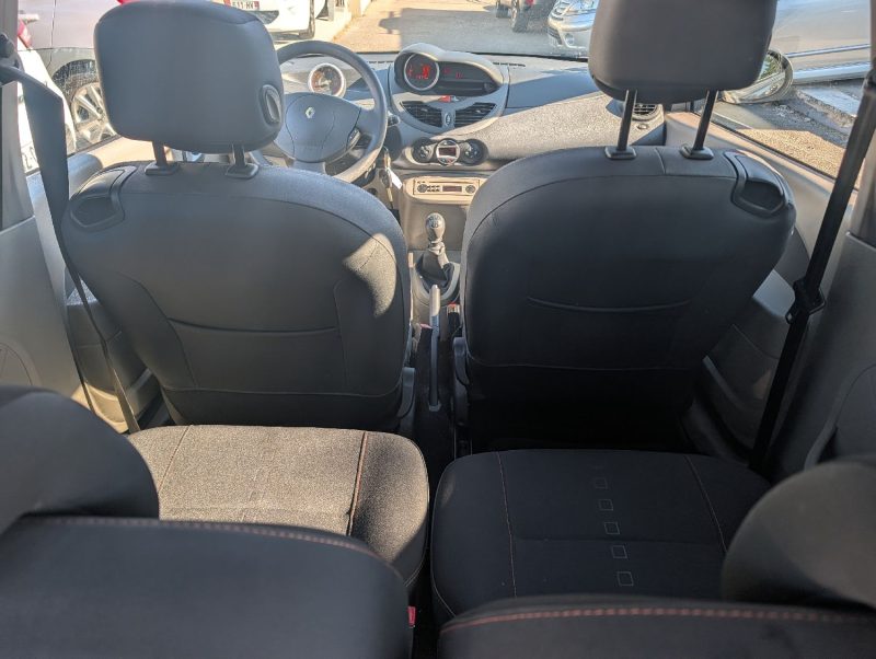 RENAULT TWINGO II 1.2 16V 75CH DYNAMIC 1ERE MAIN TOIT OUVRANT/CLIM AUTO /JANTES ALU