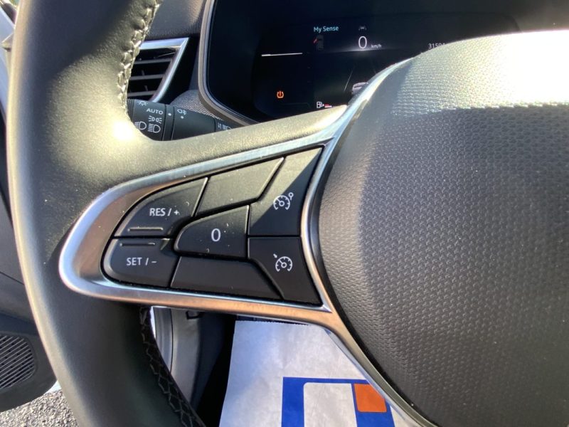 RENAULT CLIO 1.0 TCE 90 TECHNO 2025 * faible kilométrage + CarPlay sans fil