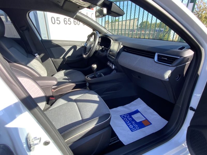 RENAULT CLIO 1.0 TCE 90 TECHNO 2025 * faible kilométrage + CarPlay sans fil
