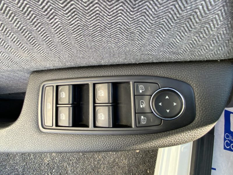RENAULT CLIO 1.0 TCE 90 TECHNO 2025 * faible kilométrage + CarPlay sans fil
