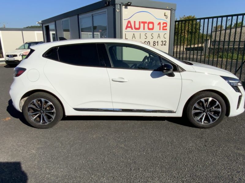RENAULT CLIO 1.0 TCE 90 TECHNO 2025 * faible kilométrage + CarPlay sans fil
