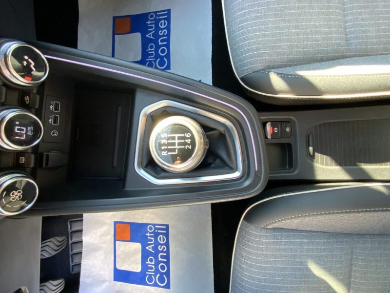 RENAULT CLIO 1.0 TCE 90 TECHNO 2025 * faible kilométrage + CarPlay sans fil