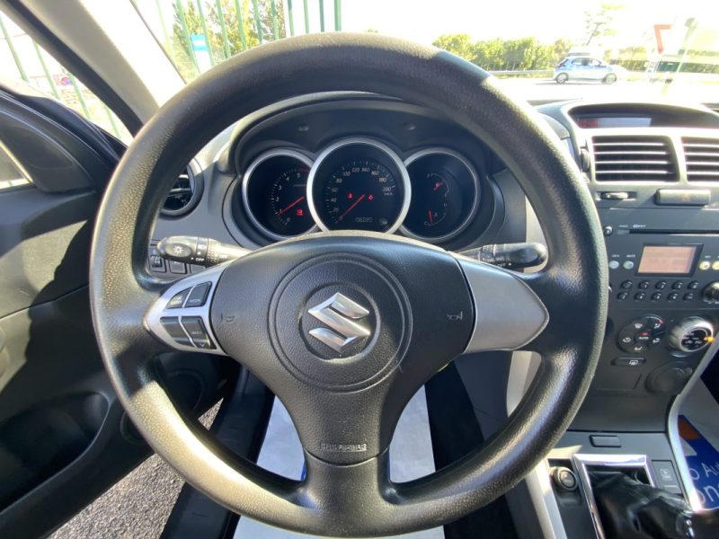 SUZUKI GRAND VITARA 1.9 DDIS 129 CV 4X4 2006 *SIÈGES AR DÉMONTABLE