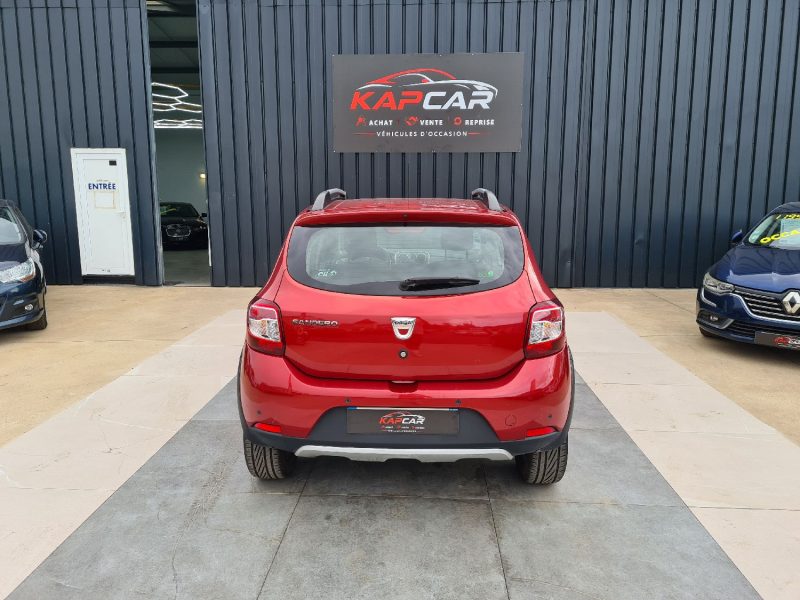 TRES BELLE DACIA SANDERO II STEPWAY 0.9 TCE 90 2013