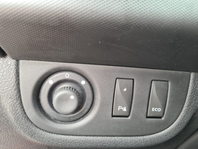 TRES BELLE DACIA SANDERO II STEPWAY 0.9 TCE 90 2013