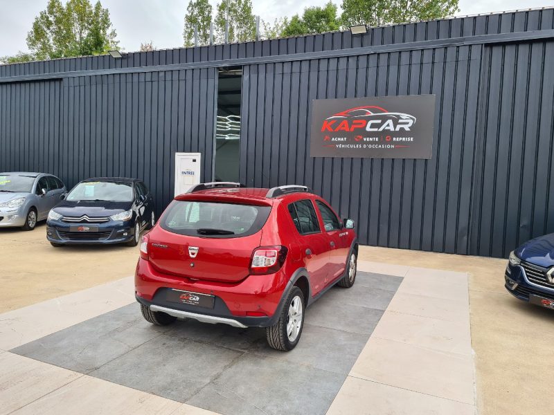 TRES BELLE DACIA SANDERO II STEPWAY 0.9 TCE 90 2013