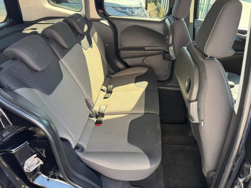 FORD TOURNEO COURIER 1.0L ECOBOOST 100CV TITANIUM 2018
