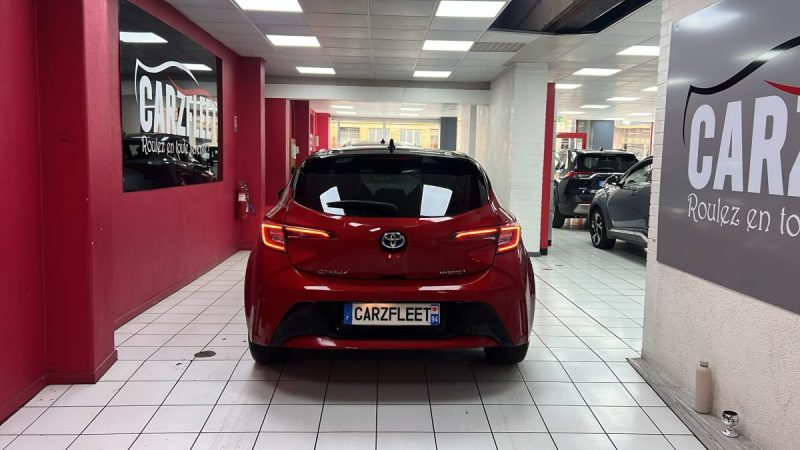 TOYOTA COROLLA BERLINE HYBRIDE 1.8 COLLECTION 122cv/1 ERE MAIN/TVA RECUPERABLE