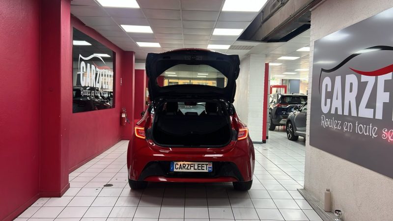 TOYOTA COROLLA BERLINE HYBRIDE 1.8 COLLECTION 122cv/1 ERE MAIN/TVA RECUPERABLE