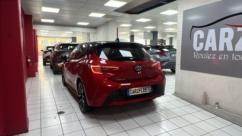 TOYOTA COROLLA BERLINE HYBRIDE 1.8 COLLECTION 122cv/1 ERE MAIN/TVA RECUPERABLE