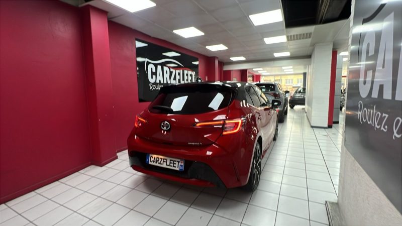 TOYOTA COROLLA BERLINE HYBRIDE 1.8 COLLECTION 122cv/1 ERE MAIN/TVA RECUPERABLE